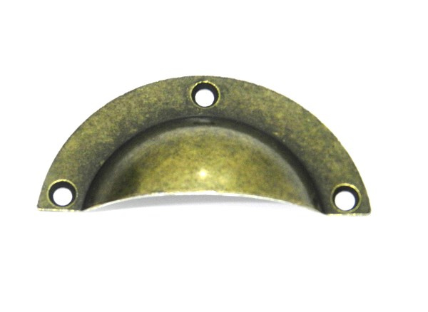 Puxador Pz 90 Concha 3 Furos Ouro Velho (peça) 