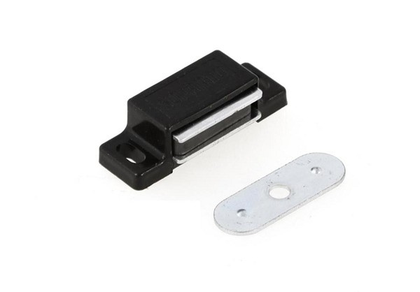 Fecho Magnetico C/batente 2f Preto 06030.0030.87 (peça) 